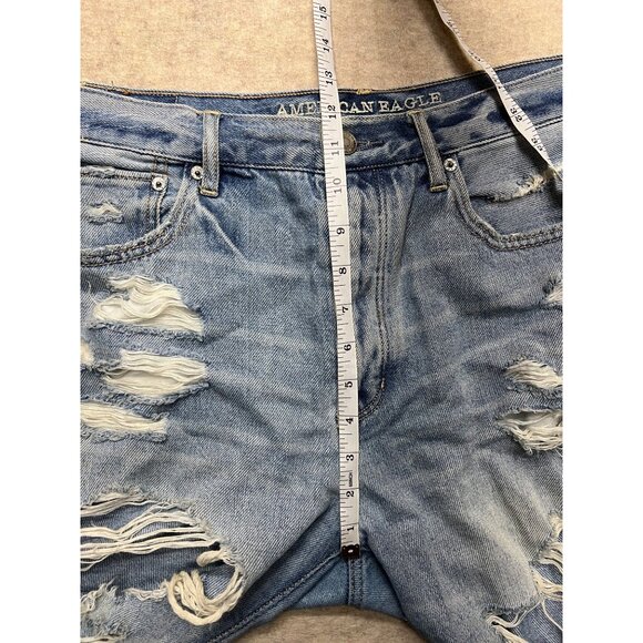 American Eagle Outfitters Hi-Rise Girlfriend Distressed Thrashed Jeans 10 Short - Picture 10 of 12